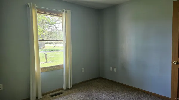 $210,000 | 15 Memory Lane, Bluffton, IN 46714