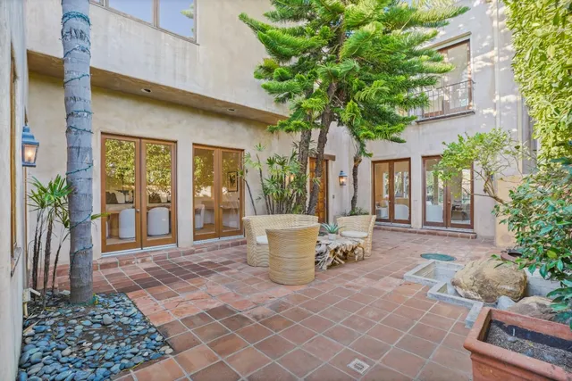 $7,950,000 | 23349 Malibu Colony Road, Malibu, CA 90265