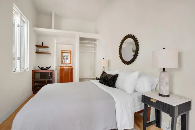 $7,950,000 | 23349 Malibu Colony Road, Malibu, CA 90265