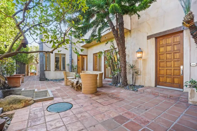 $7,950,000 | 23349 Malibu Colony Road, Malibu, CA 90265