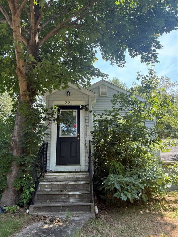 22 Liberty Lane Glocester, RI 02857 - Photo 2 of 11