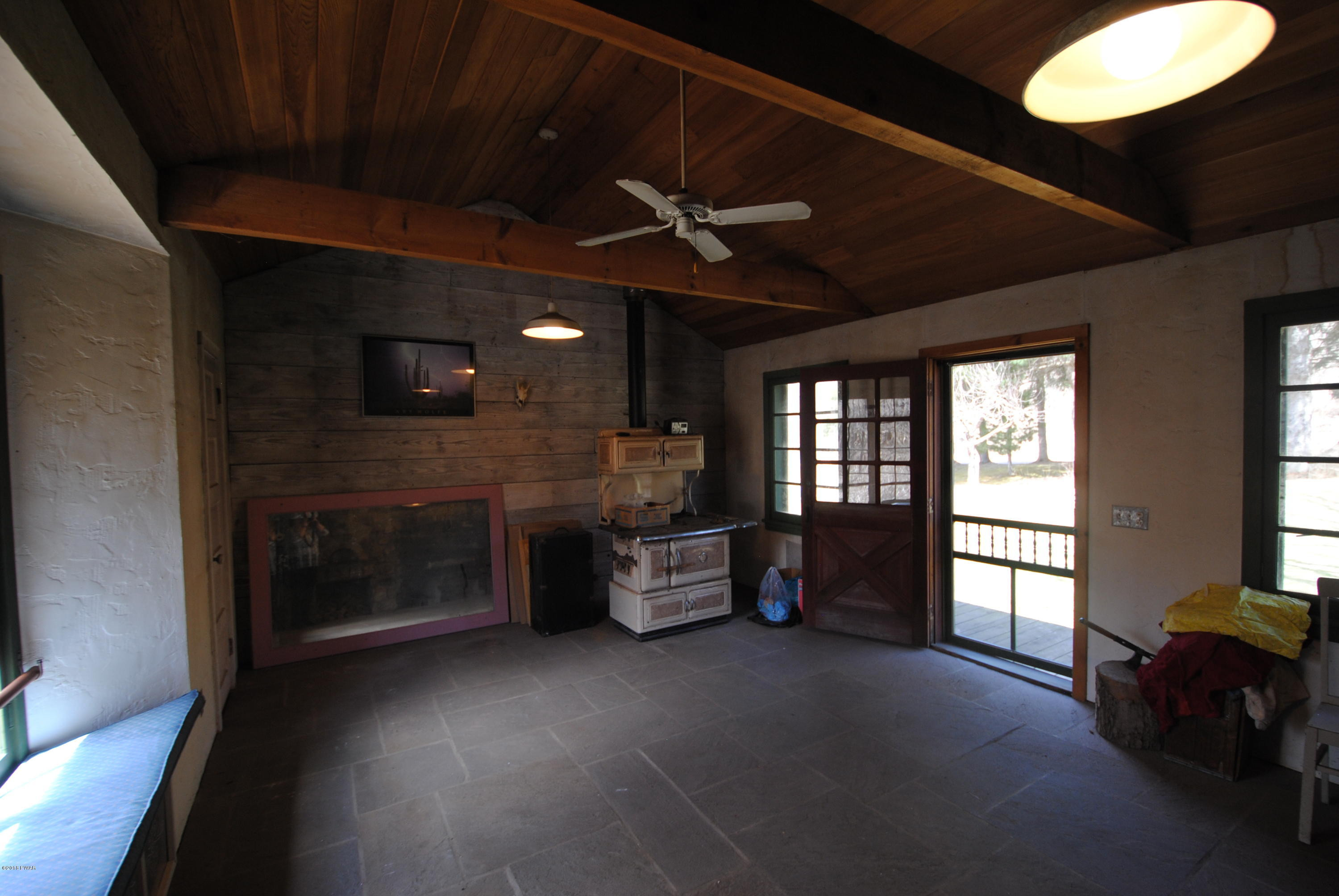229 Roberts Road Starlight, PA 18461 - Photo 5 of 46 Summer kitchen