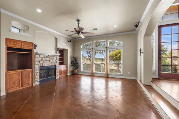 $599,000 | 202 Harbor Landing Drive, Rockwall, TX 75032