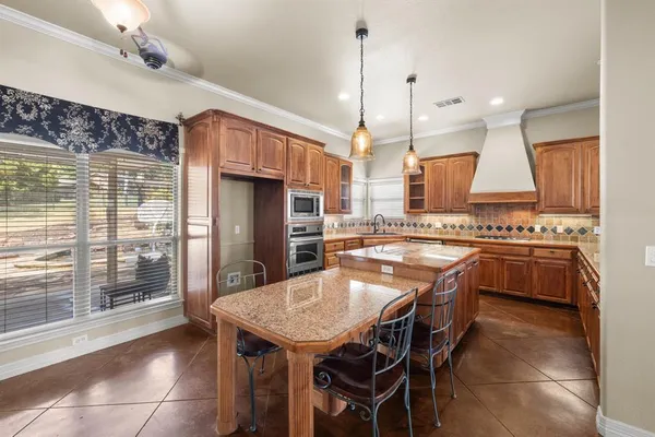 $599,000 | 202 Harbor Landing Drive, Rockwall, TX 75032