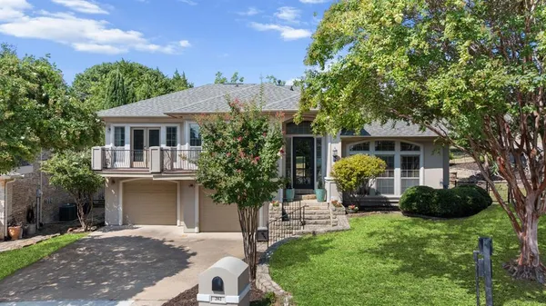 $599,000 | 202 Harbor Landing Drive, Rockwall, TX 75032