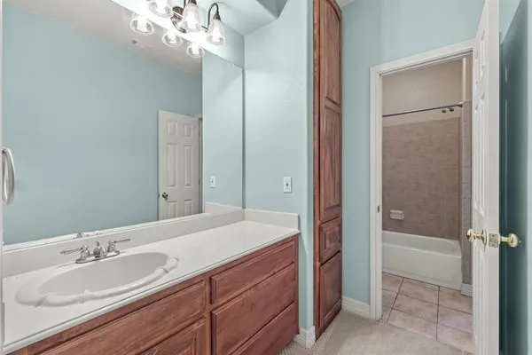 $599,000 | 202 Harbor Landing Drive, Rockwall, TX 75032