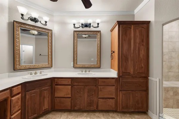 $599,000 | 202 Harbor Landing Drive, Rockwall, TX 75032