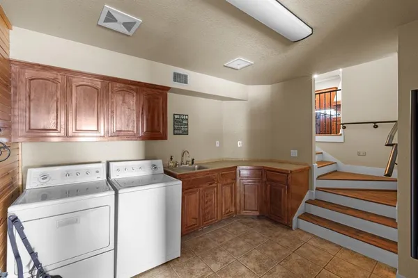 $599,000 | 202 Harbor Landing Drive, Rockwall, TX 75032