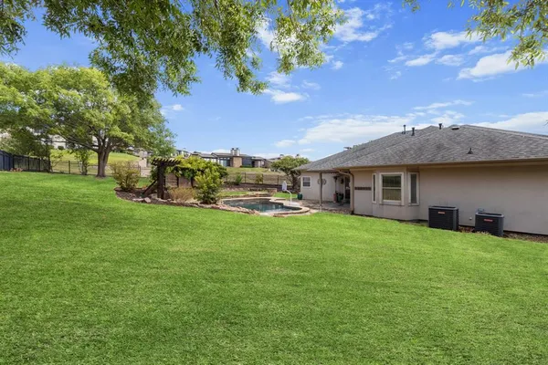 $599,000 | 202 Harbor Landing Drive, Rockwall, TX 75032