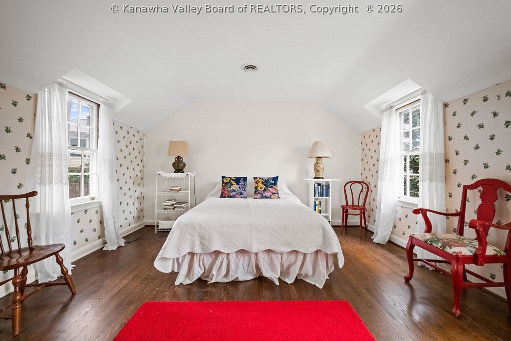 606 Briarwood Road Charleston, WV 25314 - Photo 20 of 49 Natural lighting throughout