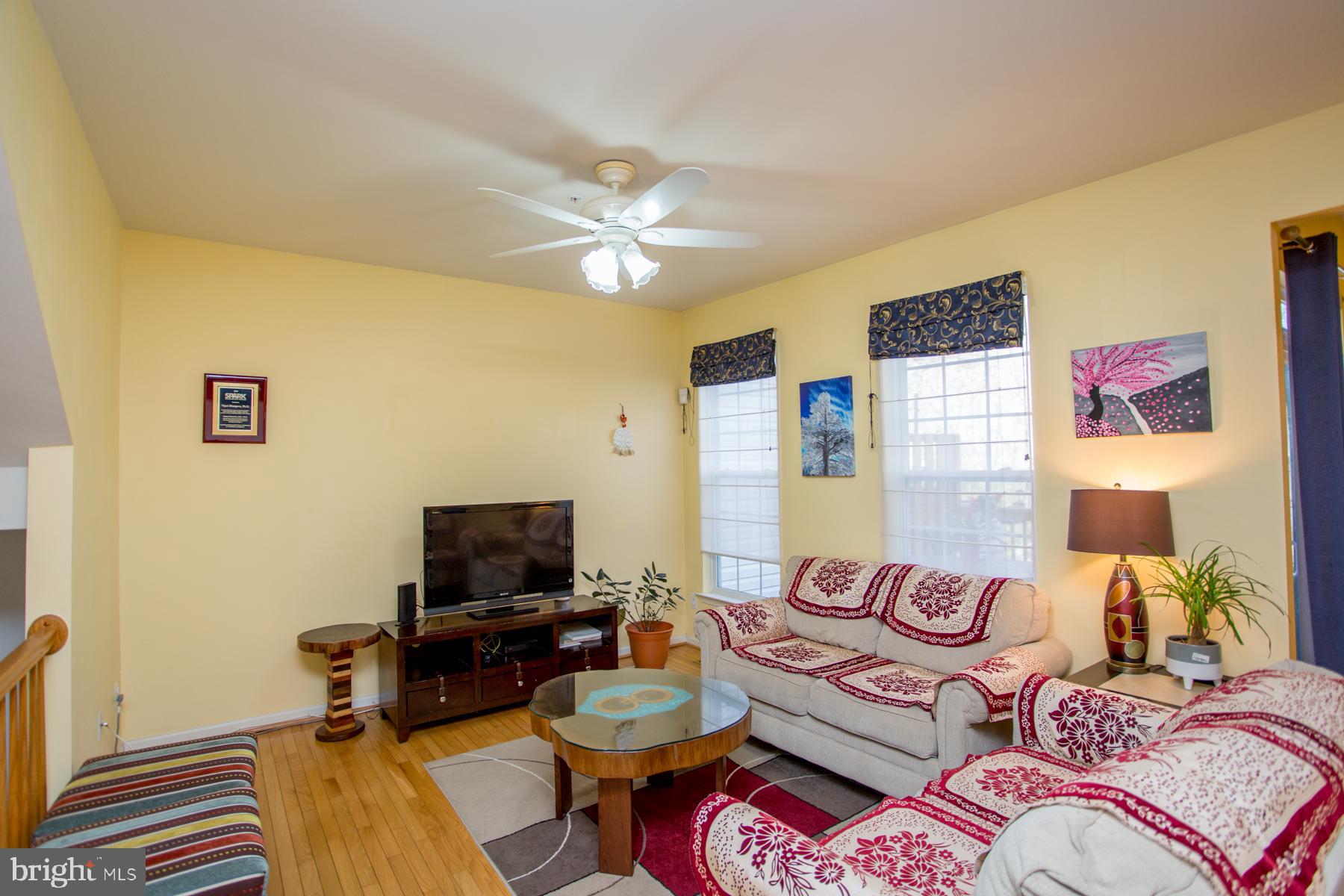 577 Mockingbird Way Warrington, PA 18976 - Photo 13 of 33 Family Room
