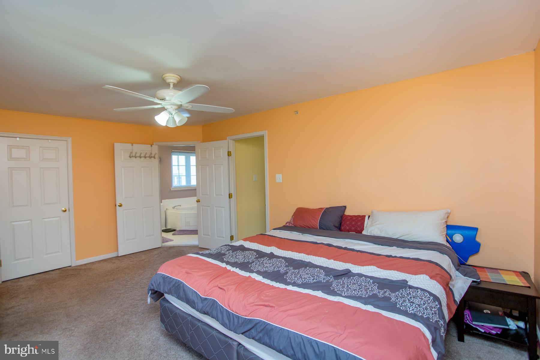 577 Mockingbird Way Warrington, PA 18976 - Photo 16 of 33 Primary Bedroom