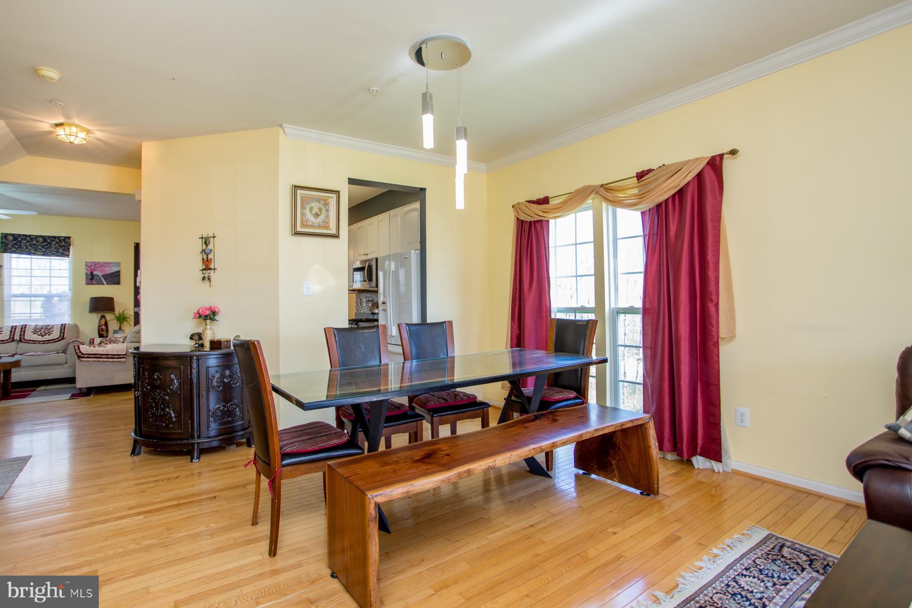 577 Mockingbird Way Warrington, PA 18976 - Photo 5 of 33 Dining Area