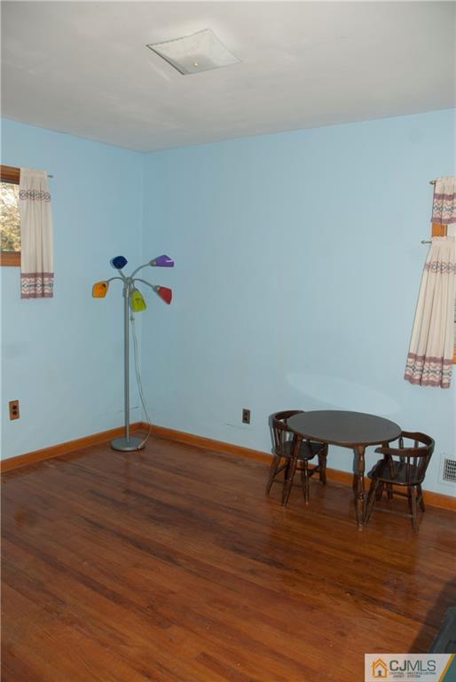 135 Jeffery Road Colonia, NJ 07067 - Photo 11 of 20 Gallery Image 11