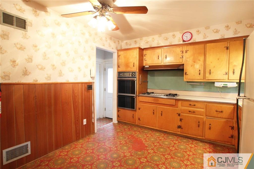 135 Jeffery Road Colonia, NJ 07067 - Photo 15 of 20 Gallery Image 15
