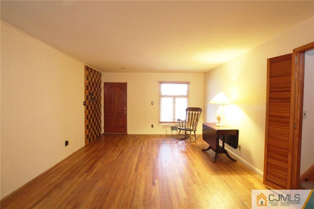 135 Jeffery Road Colonia, NJ 07067 - Photo 5 of 20 Gallery Image 5
