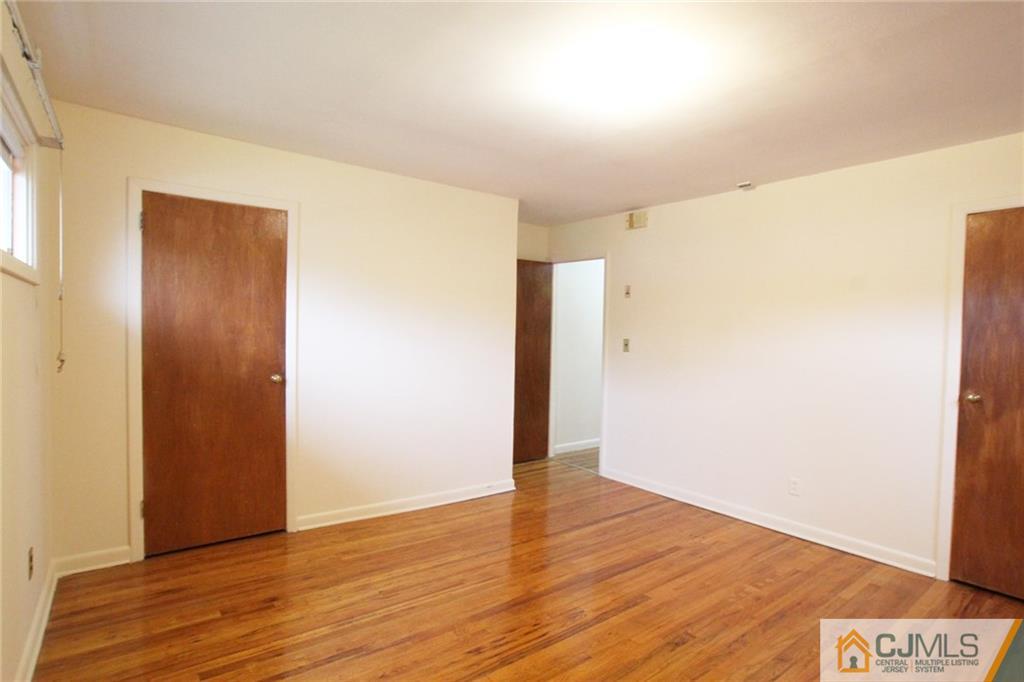 135 Jeffery Road Colonia, NJ 07067 - Photo 6 of 20 Gallery Image 6
