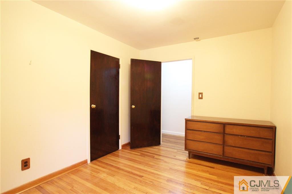 135 Jeffery Road Colonia, NJ 07067 - Photo 10 of 20 Gallery Image 10