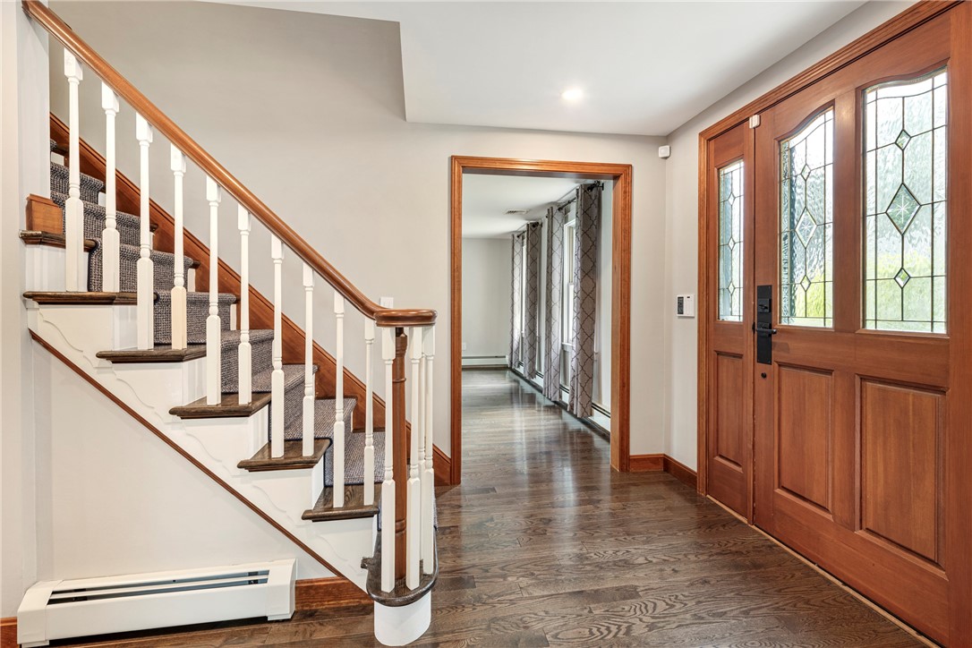 69 Apple Tree Lane Warwick, RI 02888 - Photo 17 of 50