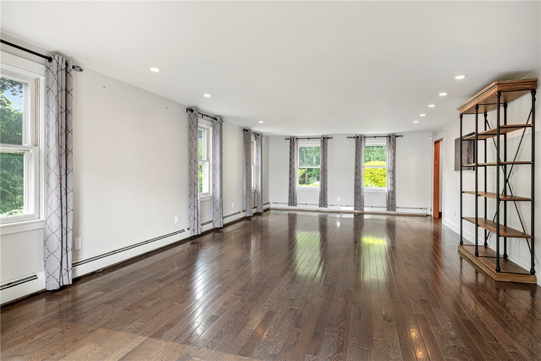 69 Apple Tree Lane Warwick, RI 02888 - Photo 19 of 50