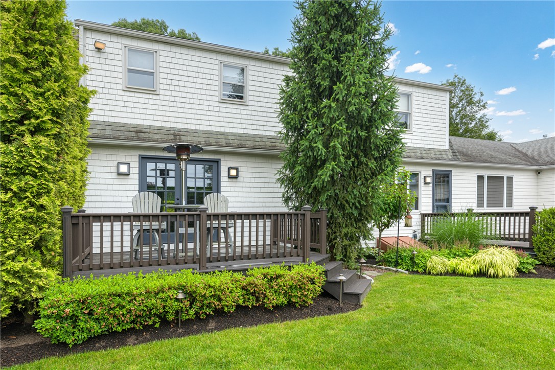 69 Apple Tree Lane Warwick, RI 02888 - Photo 8 of 50