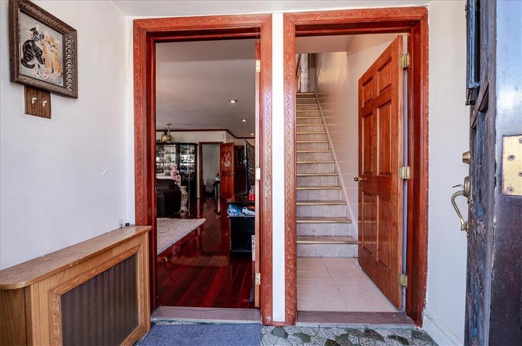 1722 Ave V Brooklyn, NY 11229 - Photo 4 of 28 a view of a hallway and interior of the house