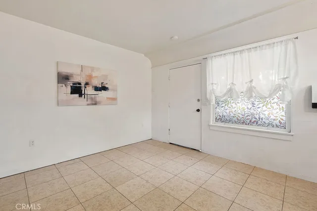 $500,000 | 781 West Center Street, Pomona, CA 91768