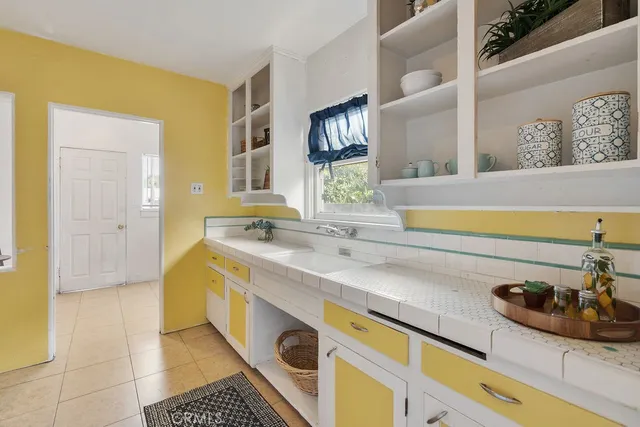 $500,000 | 781 West Center Street, Pomona, CA 91768