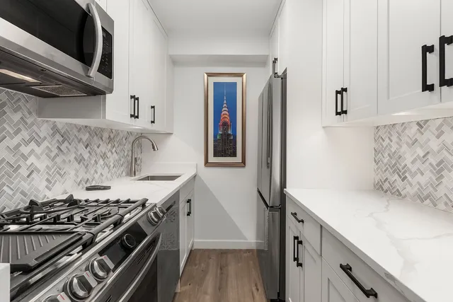 $689,000 | 310 Lexington Avenue, Unit 3D | Murray Hill