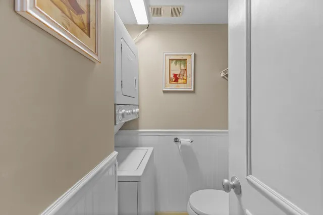 $270,000 | 400 20th Avenue North, Unit 101, Myrtle Beach, SC 29577