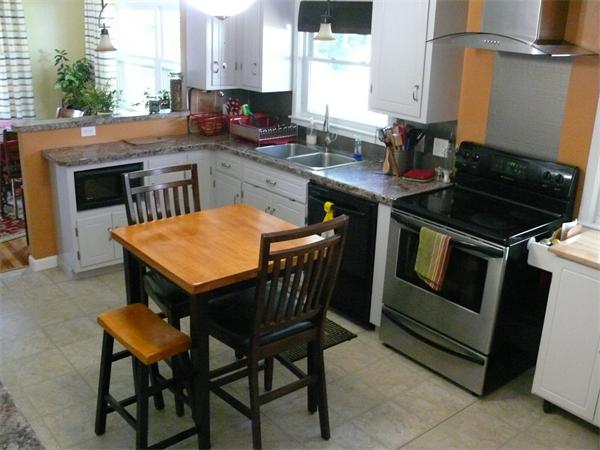 45 Kinnicutt Road Worcester, MA 01602 - Photo 12 of 23 Gallery Image 12