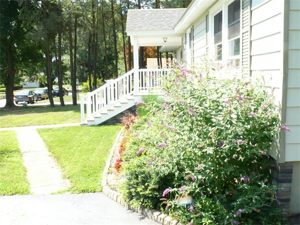 45 Kinnicutt Road Worcester, MA 01602 - Photo 4 of 23 Gallery Image 4