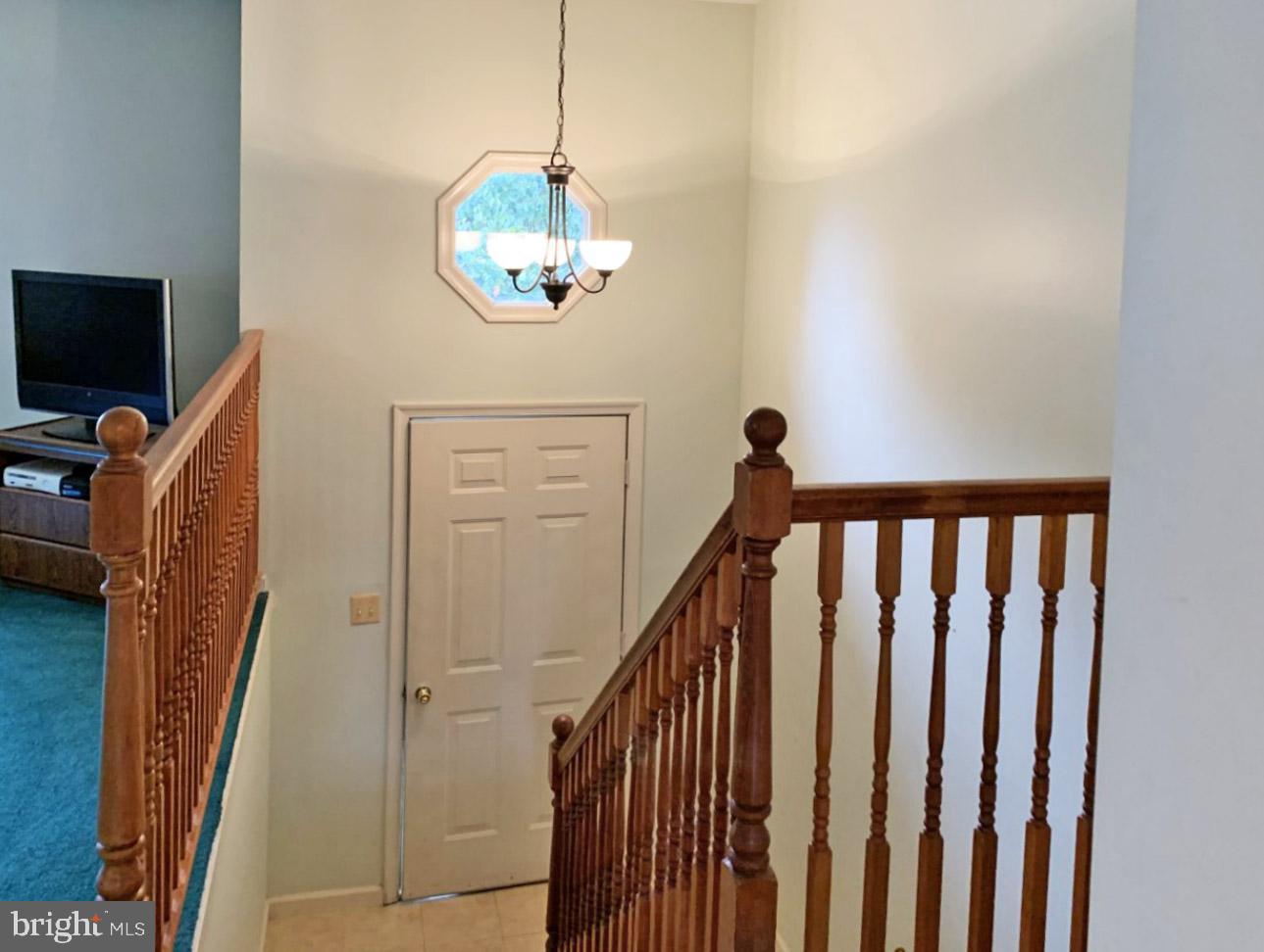 3846 Dakota Road Hampstead, MD 21074 - Photo 4 of 20 Foyer