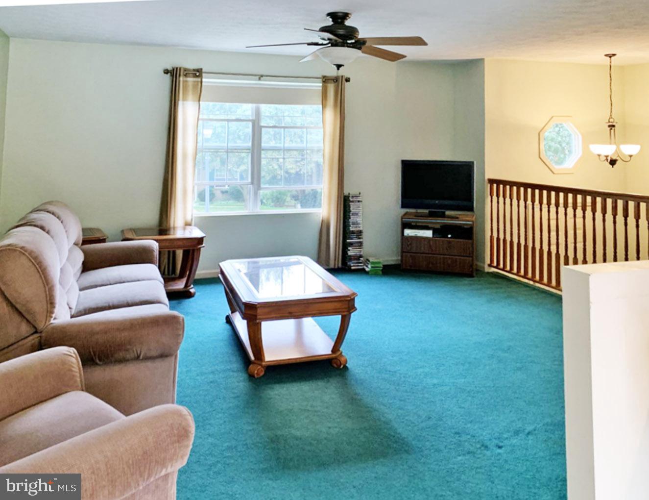 3846 Dakota Road Hampstead, MD 21074 - Photo 6 of 20 Bright Living Room, View 2