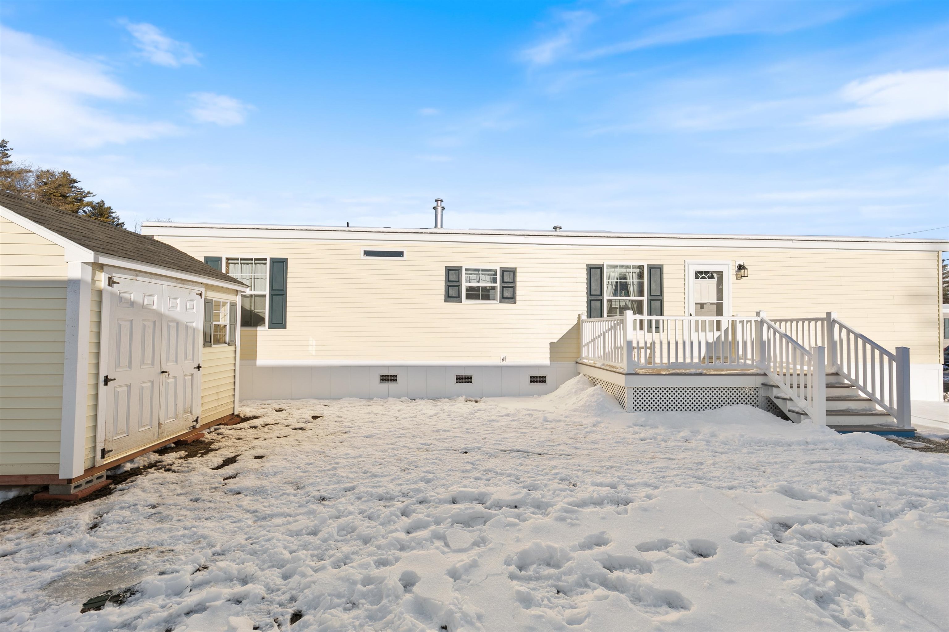 31 Bell Drive Salem, NH 03079 - Photo 2 of 26