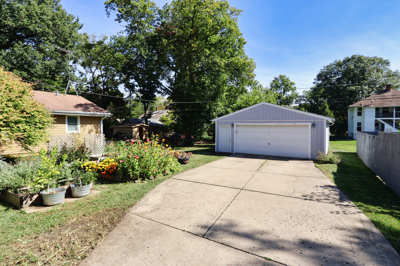176 South Randall Road Aurora, IL 60506 - Photo 15 of 45 Gallery Image 15
