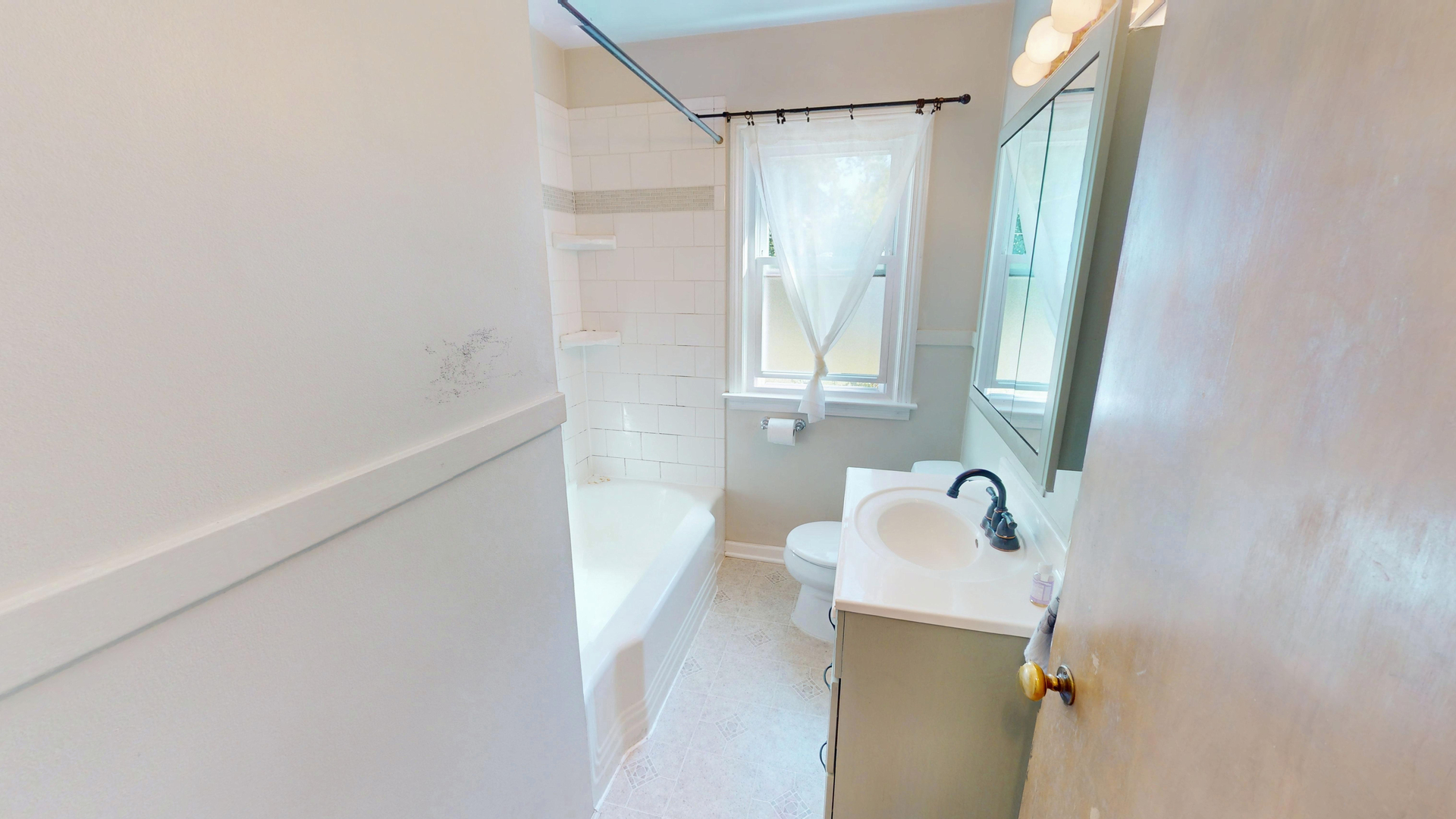 176 South Randall Road Aurora, IL 60506 - Photo 26 of 45 Gallery Image 26
