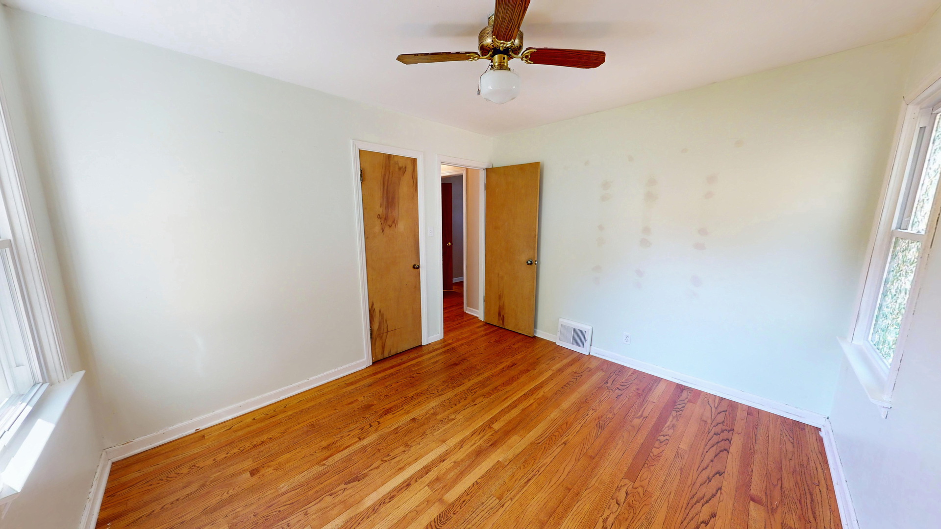 176 South Randall Road Aurora, IL 60506 - Photo 28 of 45 Gallery Image 28