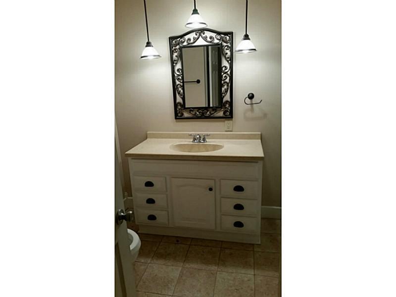 518 Valley Way Road Greenwood, IN 46142 - Photo 14 of 23 Gallery Image 14