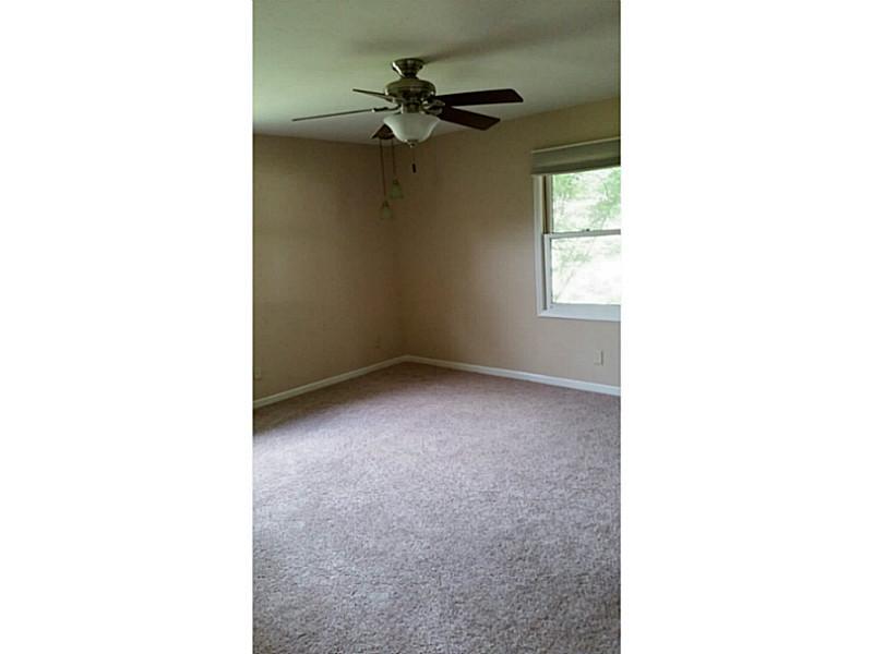 518 Valley Way Road Greenwood, IN 46142 - Photo 16 of 23 Gallery Image 16