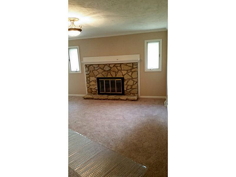 518 Valley Way Road Greenwood, IN 46142 - Photo 6 of 23 Gallery Image 6