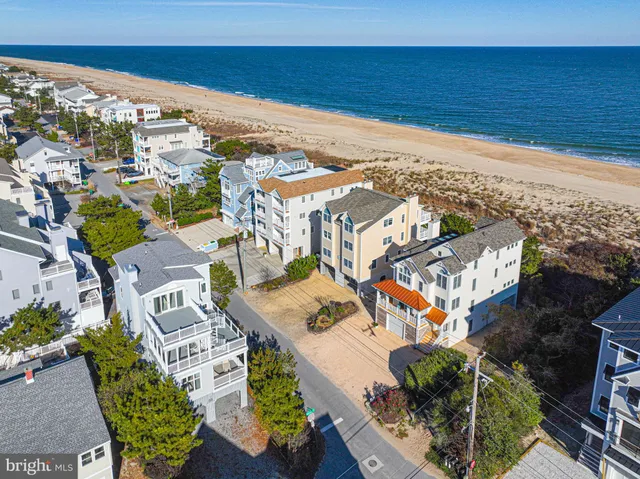$3,500,000 | 40209 Maryland Avenue, Fenwick Island, DE 19944