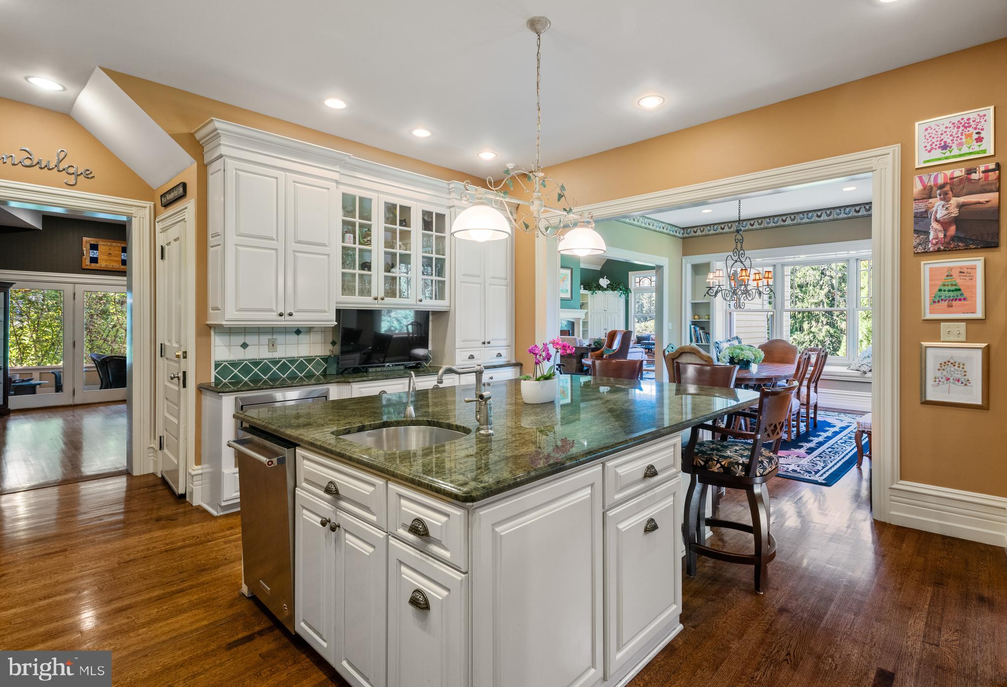 312 South Waterloo Road Devon, PA 19333 - Photo 19 of 70 Gourmet kitchen with center island