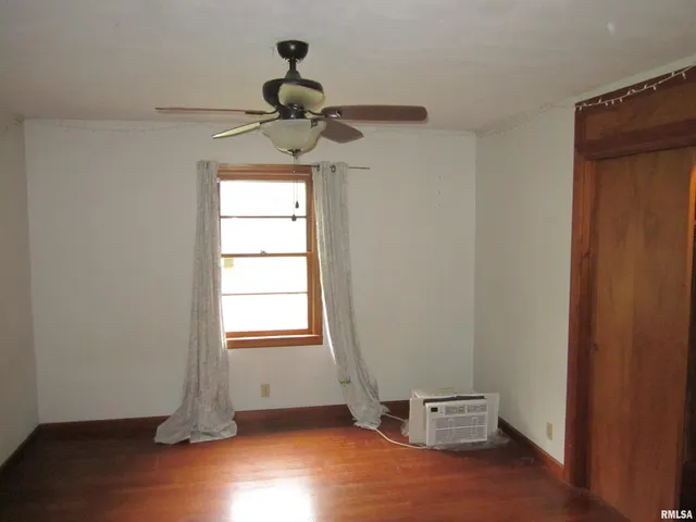 $52,900 | 113 North 1st Street, Easton, IL 62633