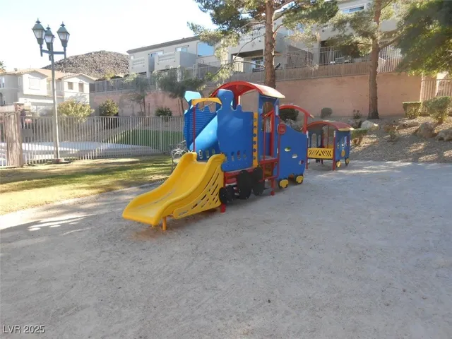 $2,150 | 703 Respectful Ridge Avenue, Henderson, NV 89012