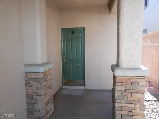 $2,150 | 703 Respectful Ridge Avenue, Henderson, NV 89012