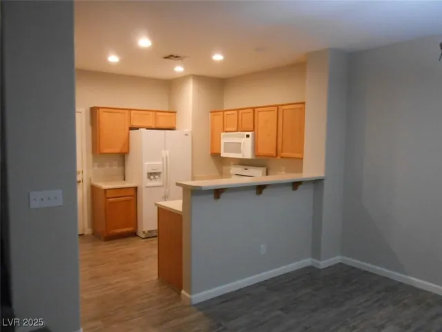 $2,150 | 703 Respectful Ridge Avenue, Henderson, NV 89012