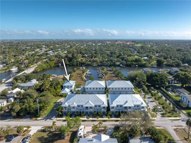 $1,380,000 | 4659 Southeast Manatee Terrace, Stuart, FL 34997