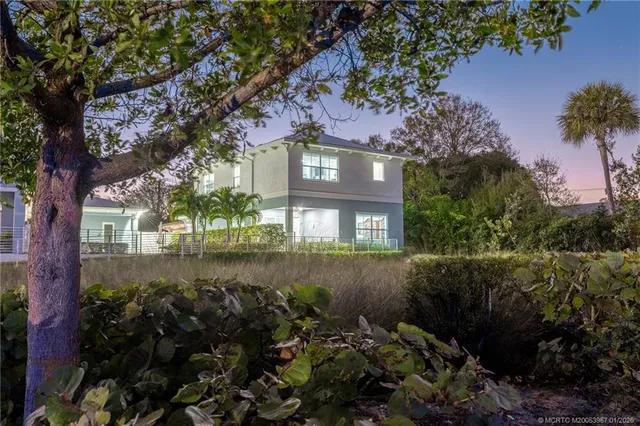 $1,380,000 | 4659 Southeast Manatee Terrace, Stuart, FL 34997