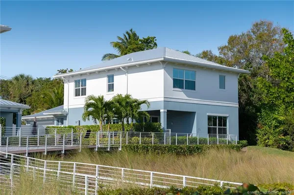 $1,275,000 | 4659 Southeast Manatee Terrace, Stuart, FL 34997